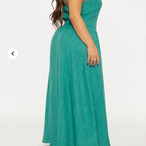 Fashion Nova Green Pleated Halter Maxi Dress - Picture 4 of 4